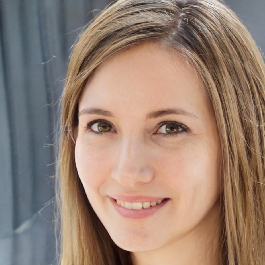 Sienna Thornbury, Server Architecture Specialist